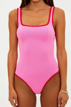 Caia One Piece