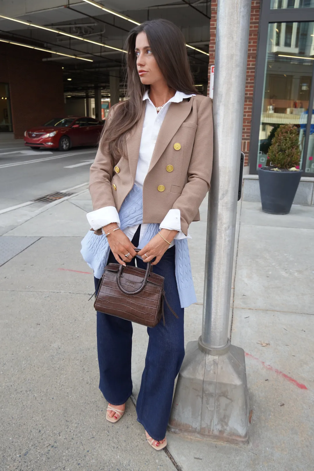 Featherweight Logan Wide Jeans