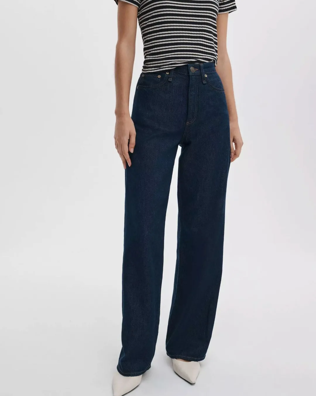 Featherweight Logan Wide Jeans