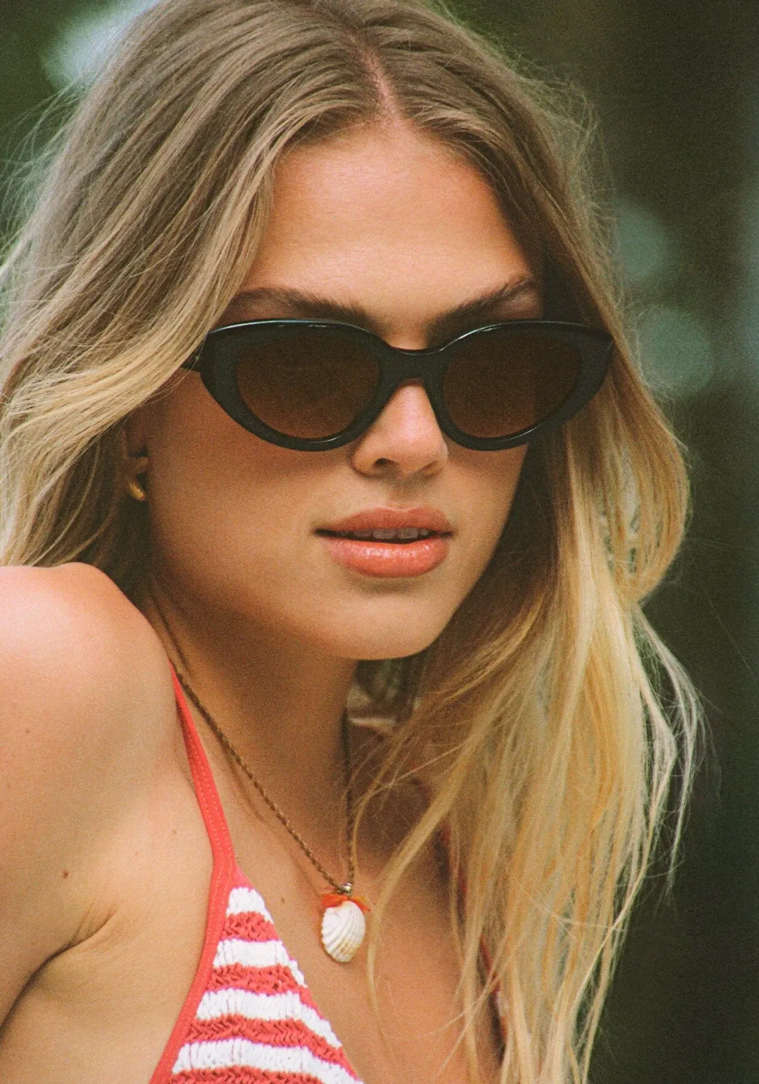 Irene Black/Black Crystal