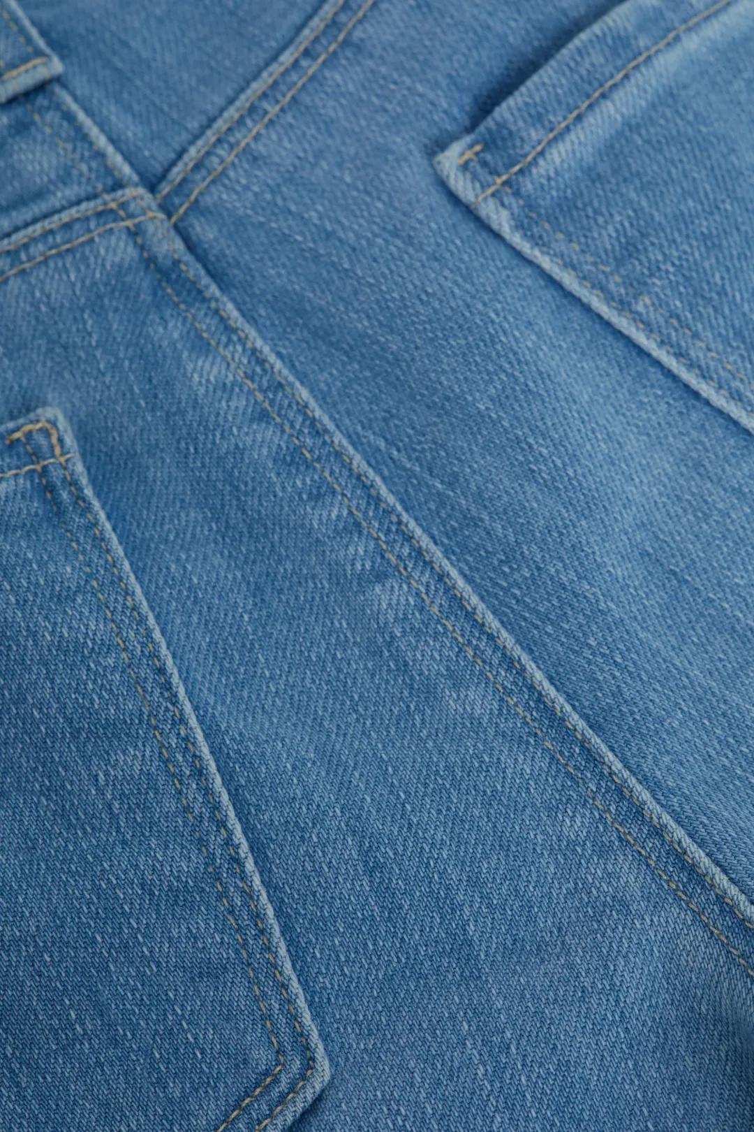 Joanne Low-Rise Wide-Leg Jeans