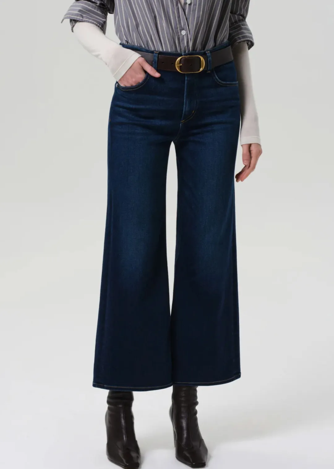 Lyra Wide Leg Crop Jeans in Dakota