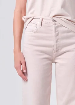 Ren Jean in Foundation