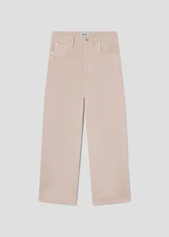 Ren Jean in Foundation