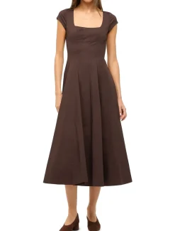 Short Sleeve Wells Dress