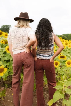 The Mid Rise Maven Ankle Jeans in Hopscotch