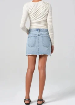 V-Waist Mini Skirt in Force